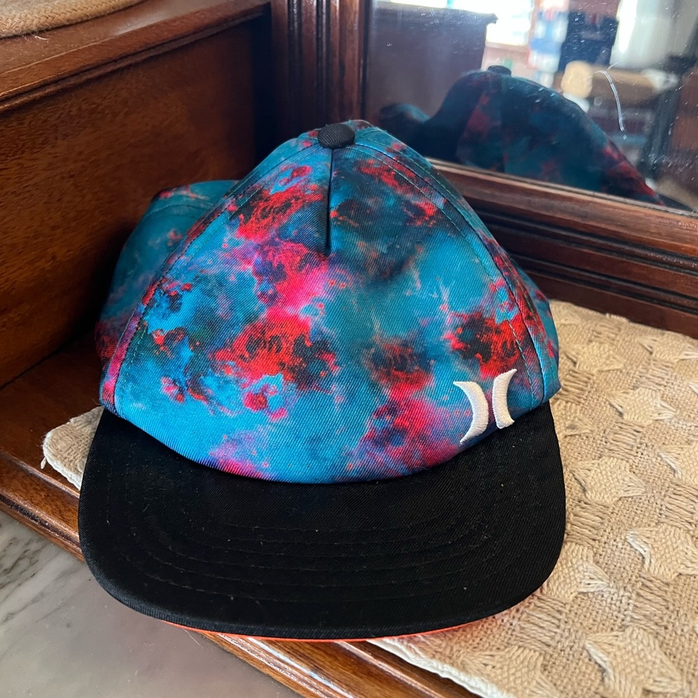 HURLEY Classic‎ Adjustable Streetwear Hat Flat Brim Blue Pink Galaxy Print Youth